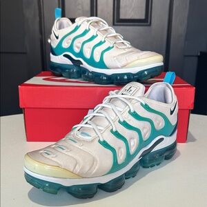 Nike Air VaporMax Plus “White Blue Force Blue Fury” Men’s Size 11